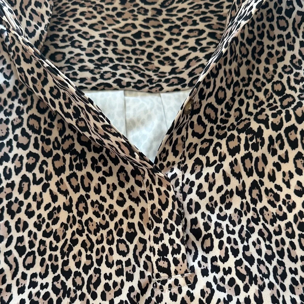 Tuckernuck Black and White Leopard Blouse - Picture 3 of 8